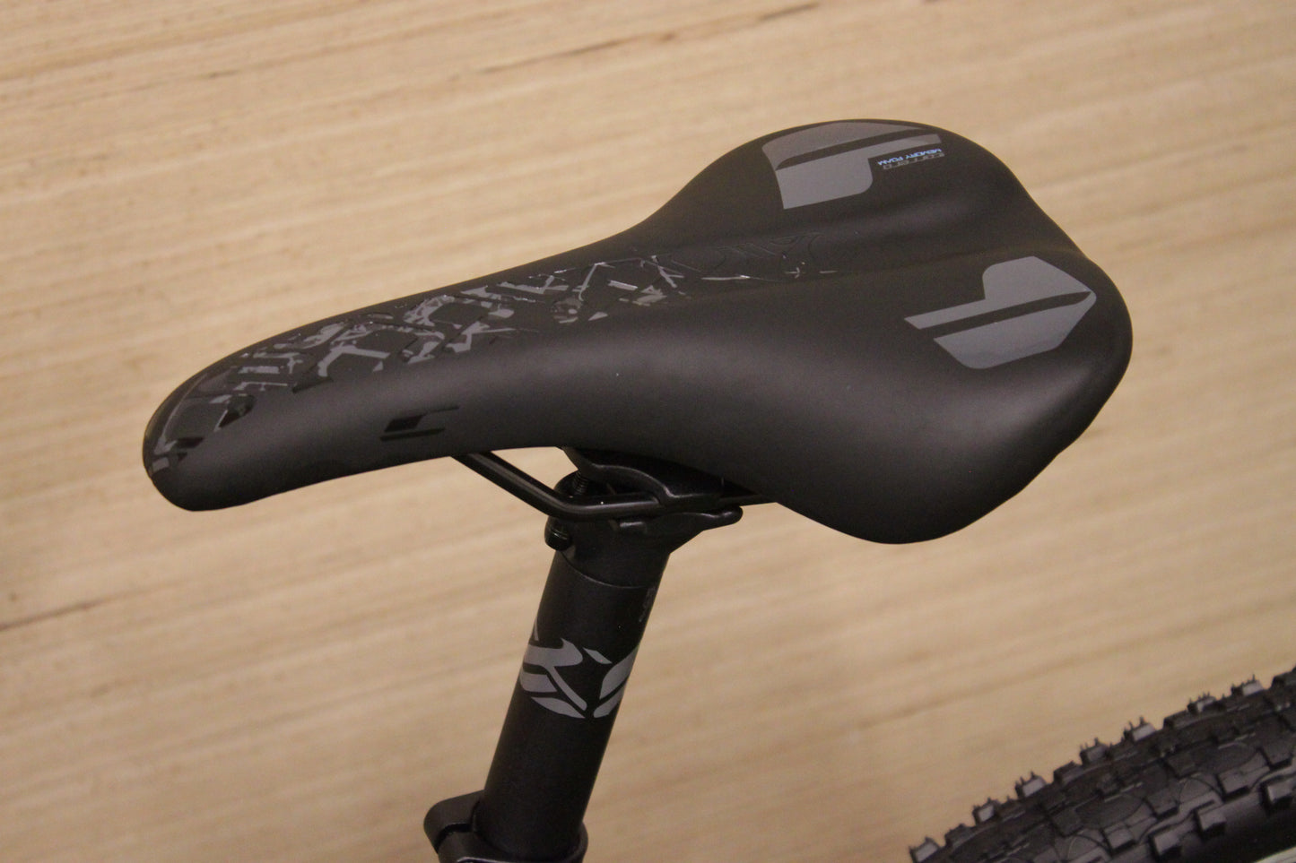 Carrera Vengeance EMTB Ebike 1890W 48V 17.5AH Medium 18" frame