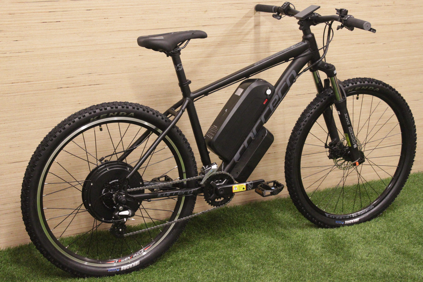 Carrera Vengeance EMTB Ebike 1890W 48V 17.5AH Medium 18" frame