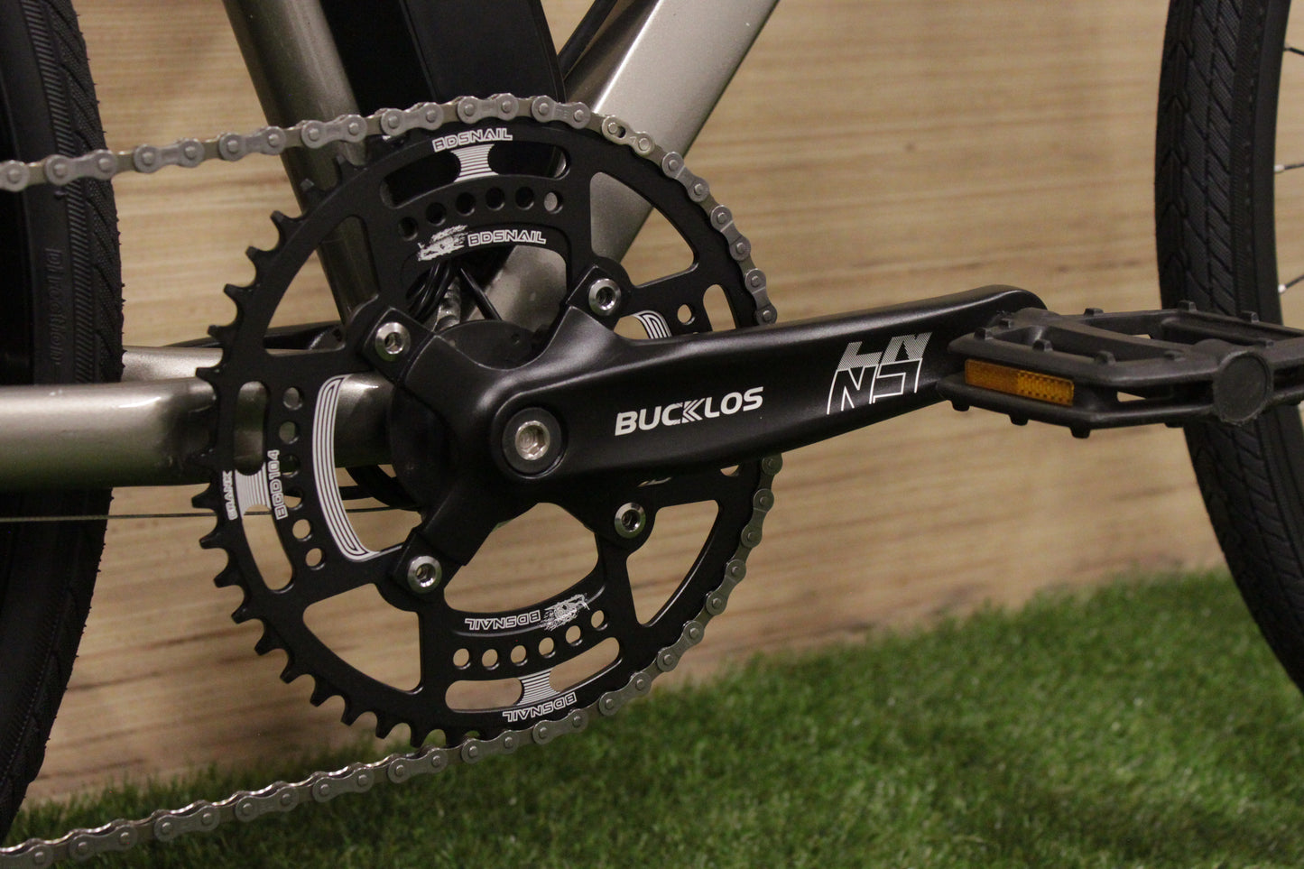 Trek Dual Sport 1 | 900W-1200W