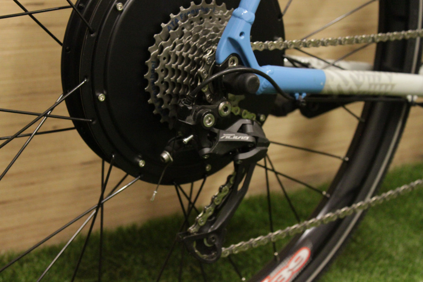 Lithium Pinnacle | 900W-1200W