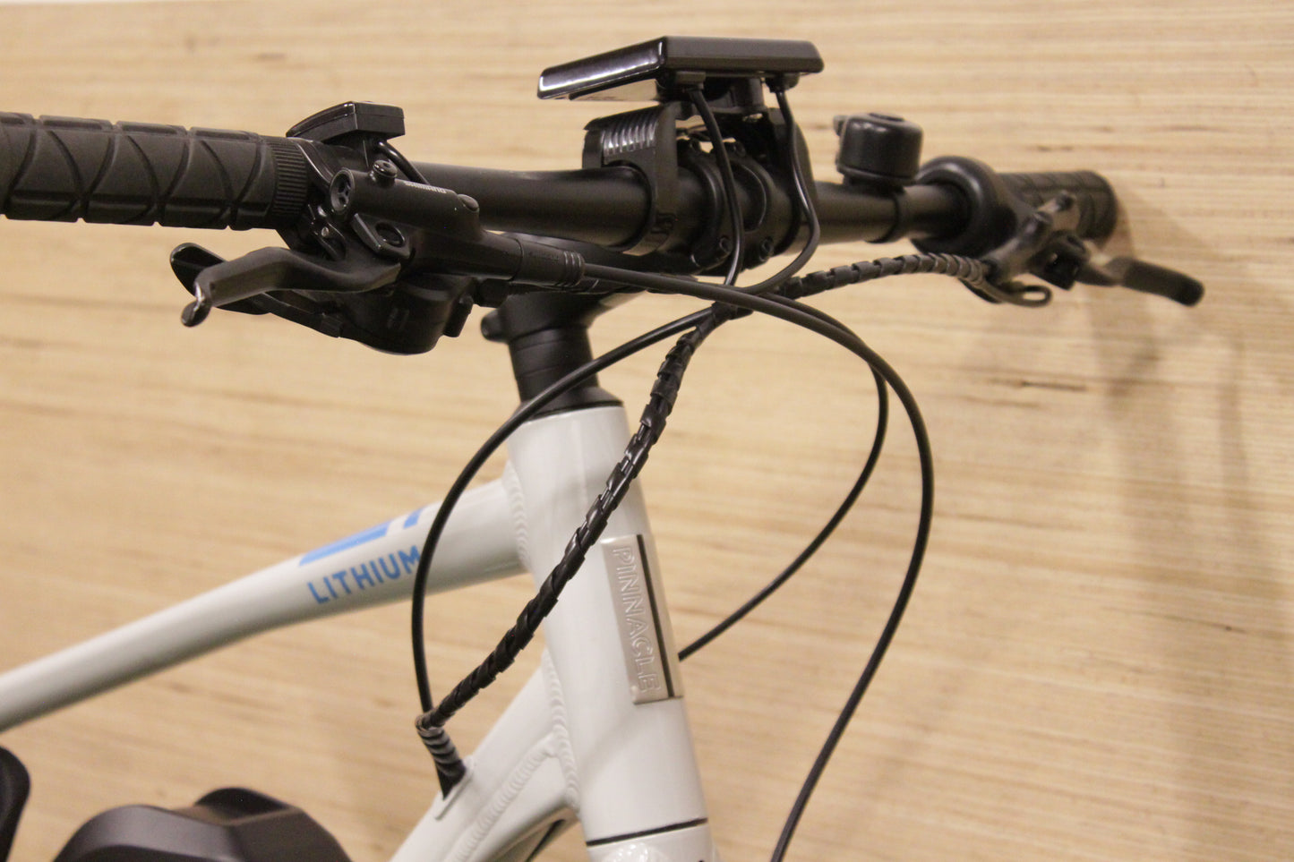 Lithium Pinnacle | 900W-1200W