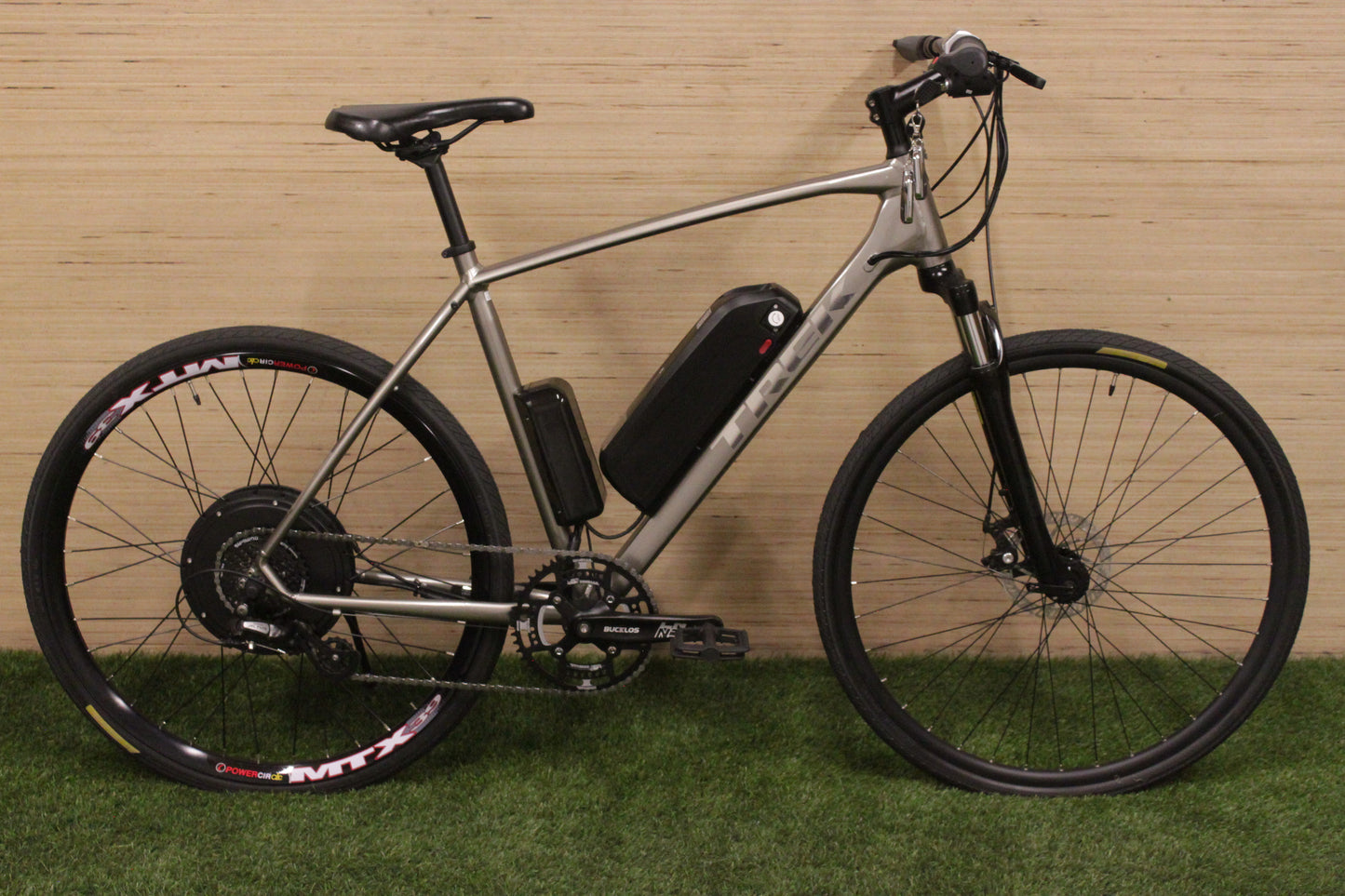 Trek Dual Sport 1 | 900W-1200W