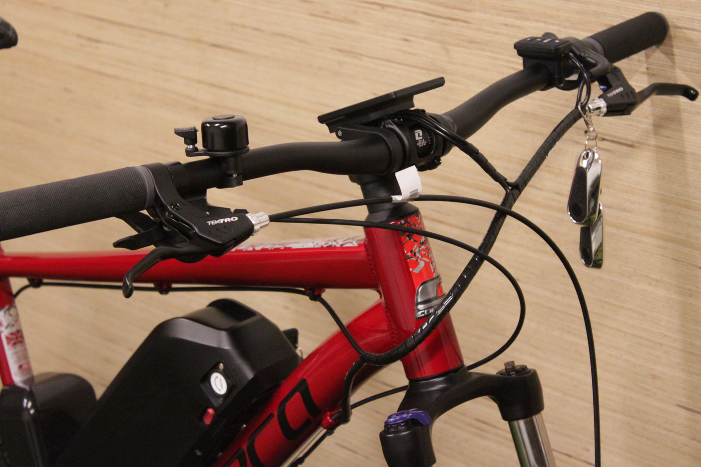 2025 Carrera Valour | 900W-1200W