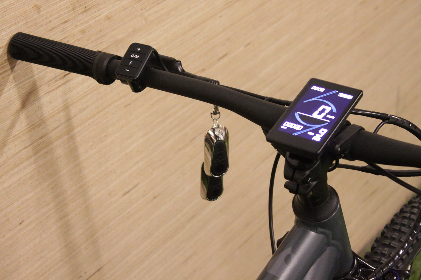 E-MTB 27.5 Calibre Rake  900W-1200W